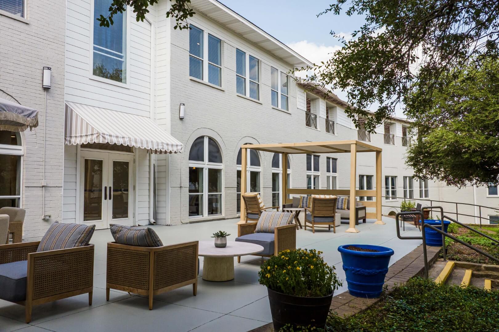 Spacious Patio With Lounge Furniture at an Independent Living Facility